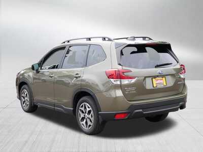2024 Subaru Forester, $28348. Photo 5