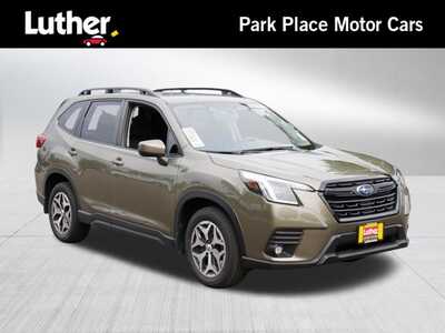 2024 Subaru Forester, $28348. Photo 1