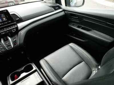 2025 Honda Odyssey, $35000. Photo 11