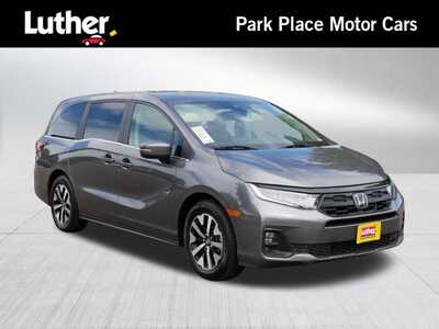 2025 Honda Odyssey, $35000. Photo 1