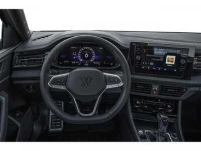2027 Volkswagen Jetta, $28121. Photo 9