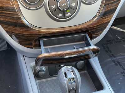 2012 Hyundai Santa Fe, $6690. Photo 7