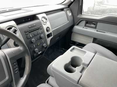 2013 Ford F150 Crew Cab, $4990. Photo 7