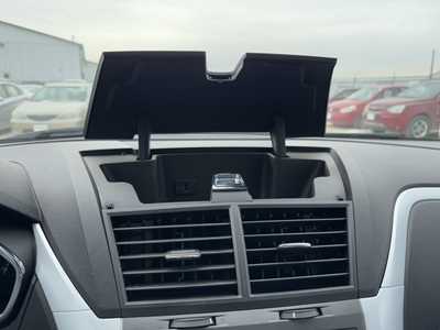 2012 Chevrolet Traverse, $3590. Photo 4