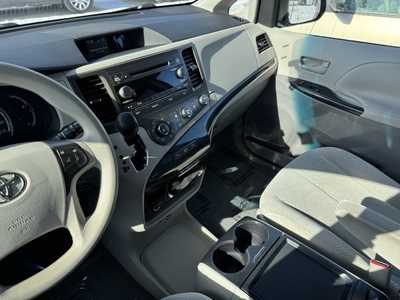 2011 Toyota Sienna, $5990. Photo 8