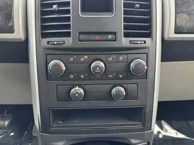 2009 Dodge Caravan, Grand, $4690. Photo 4