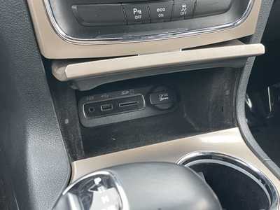 2015 Jeep Grand Cherokee, $10391. Photo 7