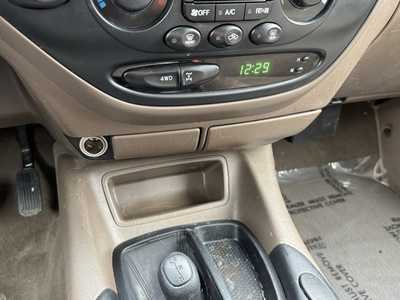 2003 Toyota Sequoia, $2591. Photo 6