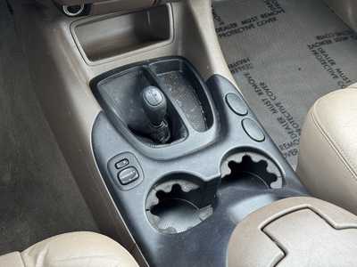 2003 Toyota Sequoia, $2591. Photo 9