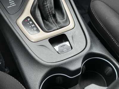 2015 Jeep Cherokee, $8490. Photo 12