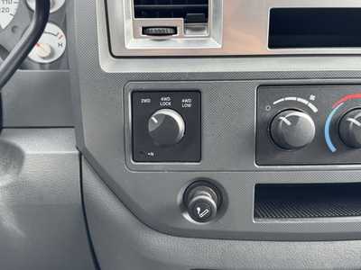 2007 Dodge 1500 Crew Cab, $5690. Photo 4