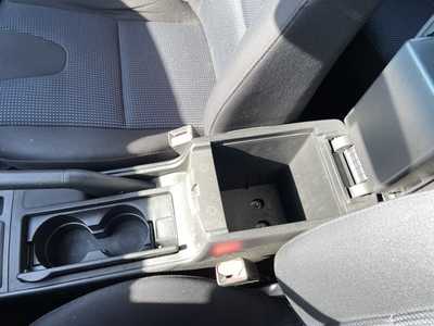 2006 Mazda Mazda3, $2890. Photo 10