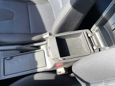 2006 Mazda Mazda3, $2890. Photo 9