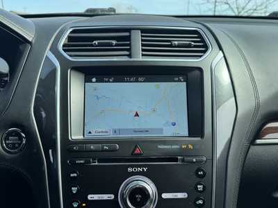 2018 Ford Explorer, $16999. Photo 3