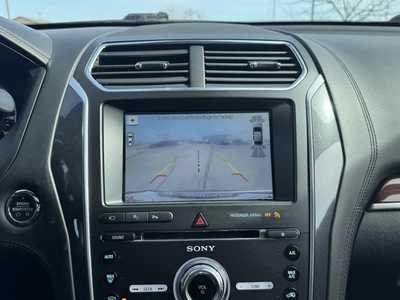 2018 Ford Explorer, $16999. Photo 4