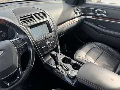 2018 Ford Explorer, $16999. Photo 8