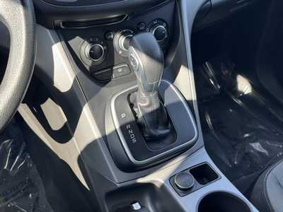 2014 Ford Escape, $8990. Photo 7