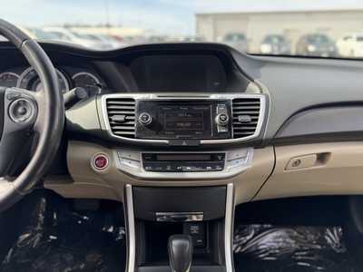 2013 Honda Accord, $8900. Photo 2