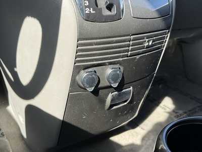 2004 Toyota Sienna, $4690. Photo 10