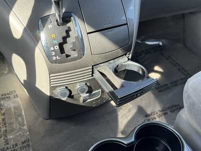 2004 Toyota Sienna, $4690. Photo 8