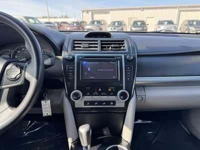 2014 Toyota Camry, $8691. Photo 2