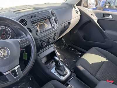 2015 Volkswagen Tiguan, $5490. Photo 6