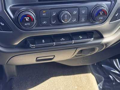 2017 Chevrolet 1500 Crew Cab, $17590. Photo 8