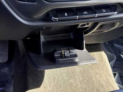 2017 Chevrolet 1500 Crew Cab, $17590. Photo 9