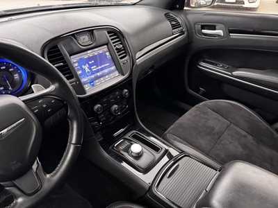 2018 Chrysler 300, $16991. Photo 8