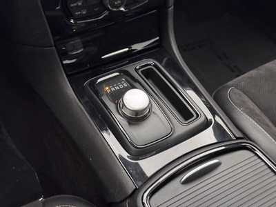 2018 Chrysler 300, $16991. Photo 9