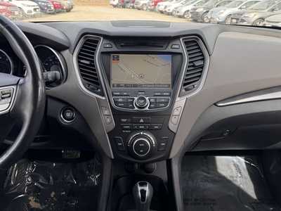 2013 Hyundai Santa Fe, $6590. Photo 2