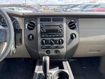 2007 Ford Expedition, $3690. Photo 2