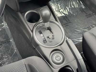 2015 Mitsubishi Outlander, $6499. Photo 6