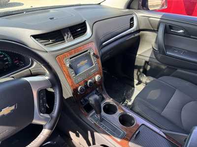 2013 Chevrolet Traverse, $9690. Photo 6