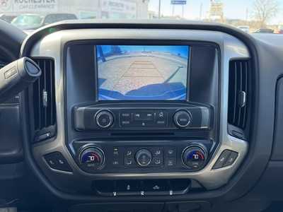 2018 Chevrolet 1500 Crew Cab, $18991. Photo 4