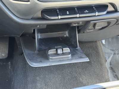2018 Chevrolet 1500 Crew Cab, $18991. Photo 9