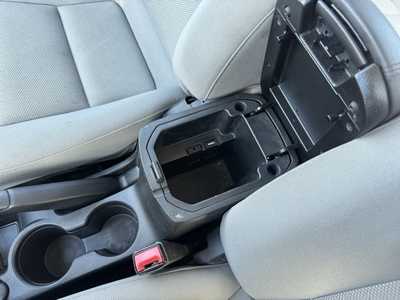 2015 Chevrolet Cruze, $9590. Photo 11