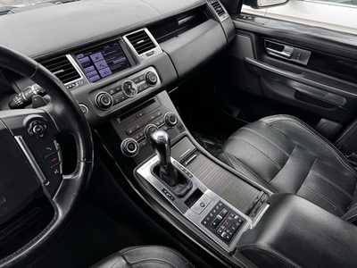 2013 Land Rover Range Rover, $9990. Photo 6