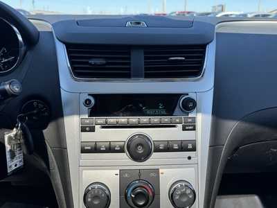 2011 Chevrolet Malibu, $7990. Photo 3