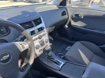 2011 Chevrolet Malibu, $7990. Photo 5
