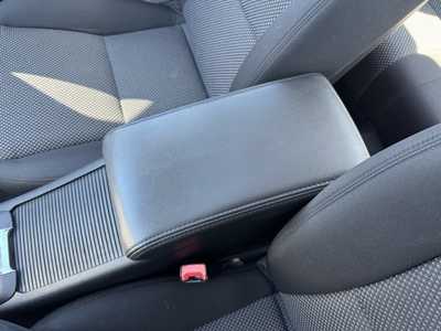 2011 Chevrolet Malibu, $7990. Photo 9