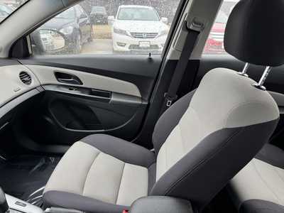 2014 Chevrolet Cruze, $5991. Photo 11