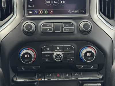 2020 Chevrolet 1500 Crew Cab, $18998. Photo 5