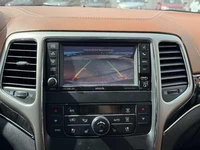2012 Jeep Grand Cherokee, $13691. Photo 4