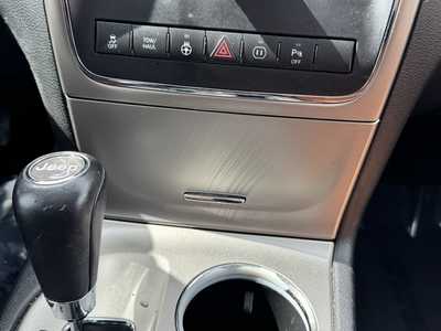 2012 Jeep Grand Cherokee, $13691. Photo 6