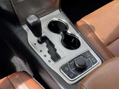 2012 Jeep Grand Cherokee, $13691. Photo 9