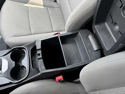 2016 Hyundai Santa Fe, $8990. Photo 11