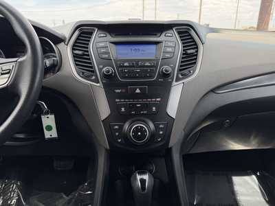2016 Hyundai Santa Fe, $8990. Photo 2