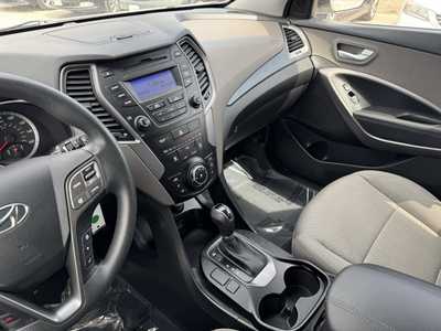 2016 Hyundai Santa Fe, $8990. Photo 6