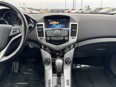 2014 Chevrolet Cruze, $9999. Photo 2